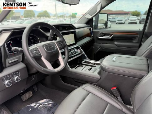 Used 2025 GMC Sierra 3500 Denali w/ Denali Reserve Package AWD/4WD image 32