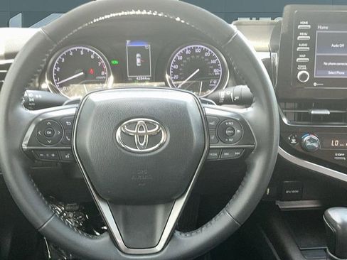 Used 2024 Toyota Camry SE w/ Convenience Package image 22