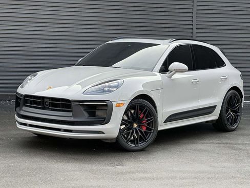 Used 2023 Porsche Macan GTS image 1
