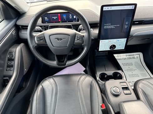 Used 2023 Ford Mustang Mach-E Premium image 15