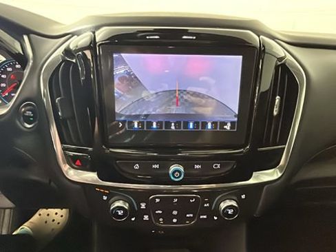Used 2021 Chevrolet Traverse Premier w/ Redline Edition AWD/4WD image 24