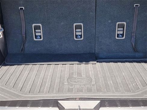 Certified 2022 Subaru Ascent Limited w/ Technology Package image 35