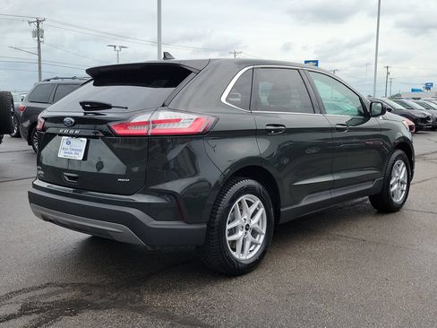 Certified 2024 Ford Edge SEL w/ Convenience Package AWD/4WD image 4