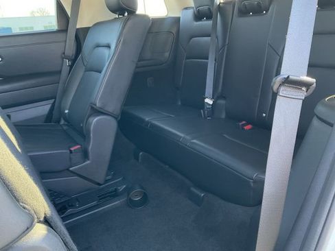 Used 2024 Nissan Pathfinder SL image 28