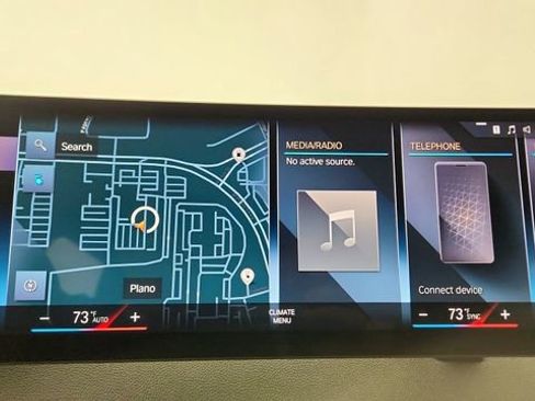 Used 2023 BMW iX xDrive50 w/ Premium Package image 48