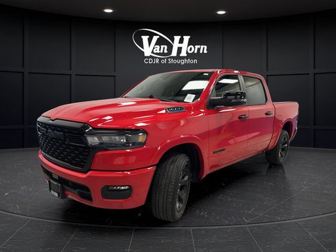 Used 2025 RAM 1500 Big Horn AWD/4WD image 3