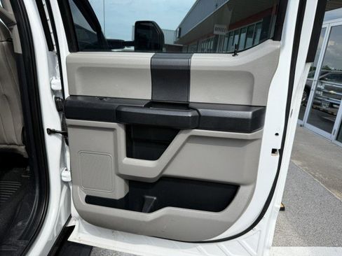 Used 2019 Ford F550 XL image 22