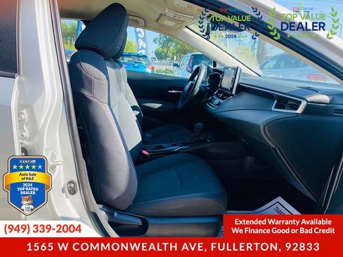 Used 2020 Toyota Corolla LE image 24