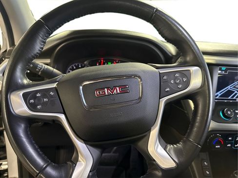 Used 2019 GMC Acadia SLT AWD/4WD image 16