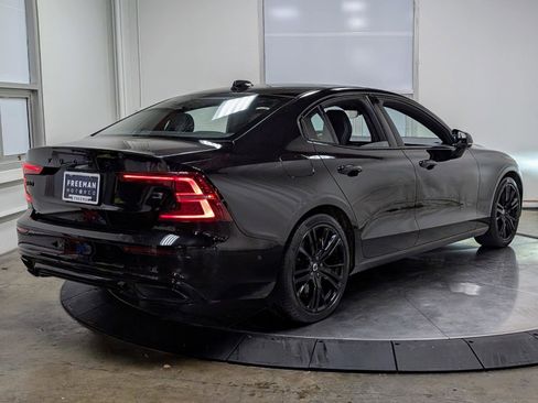 Used 2022 Volvo S60 T8 R-Design w/ Advanced Package image 9