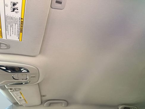 Used 2019 Jeep Compass Limited image 11