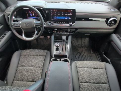 Used 2023 Chevrolet Colorado Z71 w/ Z71 Convenience Package 2 AWD/4WD image 5