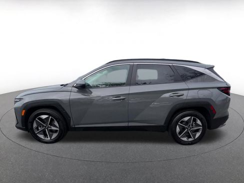 Used 2025 Hyundai Tucson SEL FWD image 9