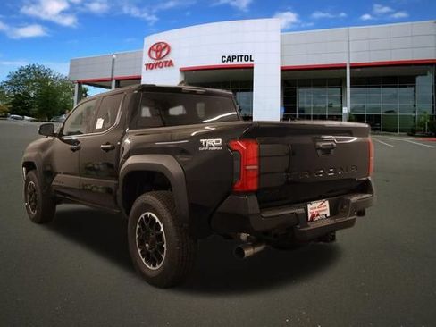 New 2026 Toyota Tacoma TRD Off-Road AWD/4WD image 5