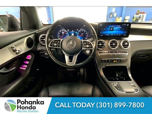 Used 2022 Mercedes-Benz GLC 300 4MATIC image 4