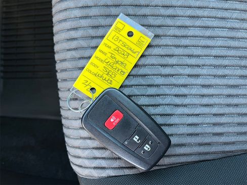 Certified 2023 Toyota 4Runner SR5 image 29