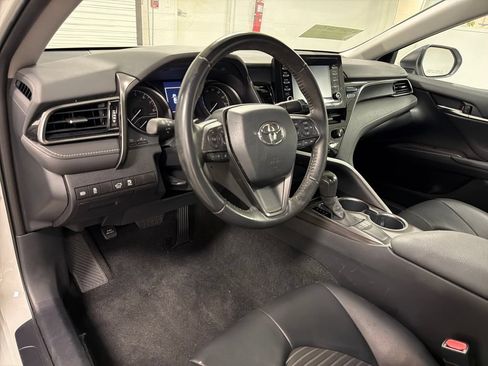 Used 2023 Toyota Camry SE FWD image 20