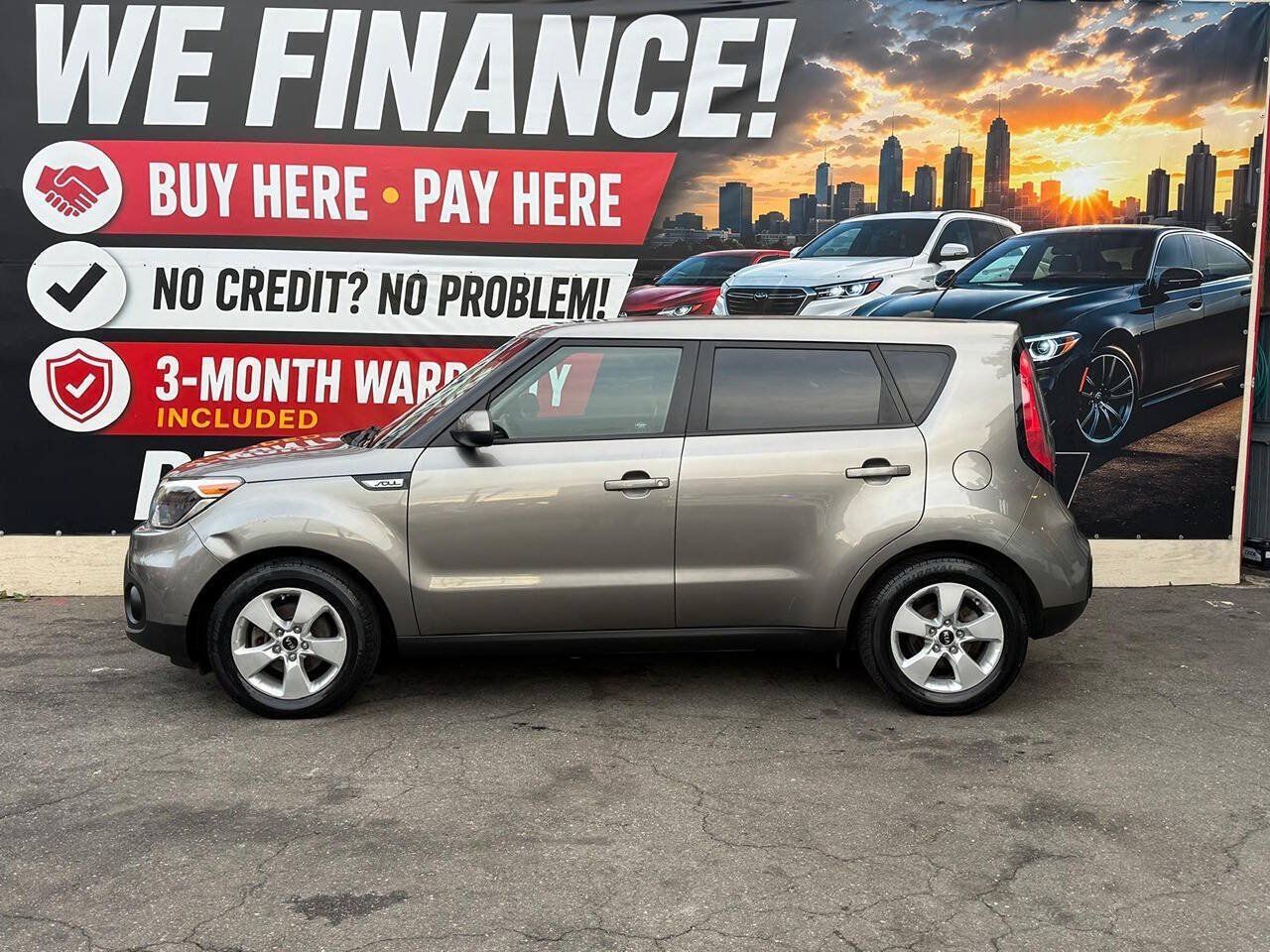 Used 2017 Kia Soul FWD image 9