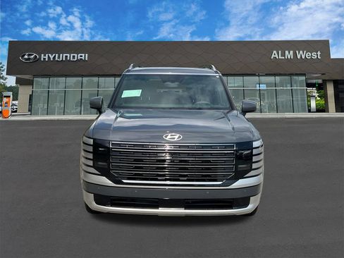 New 2026 Hyundai Palisade Calligraphy FWD image 2