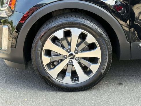 Used 2022 Kia Telluride S AWD/4WD image 7