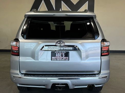 Used 2015 Toyota 4Runner Limited AWD/4WD image 5
