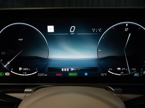 Certified 2026 Mercedes-Benz S 580e 4MATIC Sedan image 25