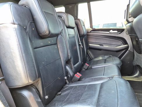 Used 2019 Mercedes-Benz GLS 450 4MATIC image 32