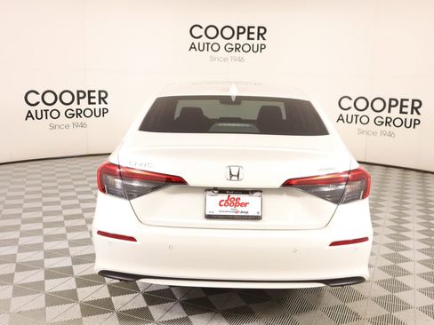 Used 2024 Honda Civic Touring image 22