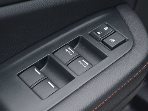 Used 2023 Honda Pilot TrailSport image 10
