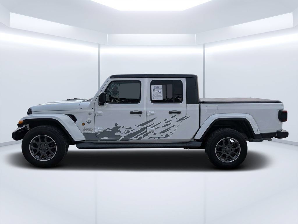 Used 2021 Jeep Gladiator Overland AWD/4WD image 6