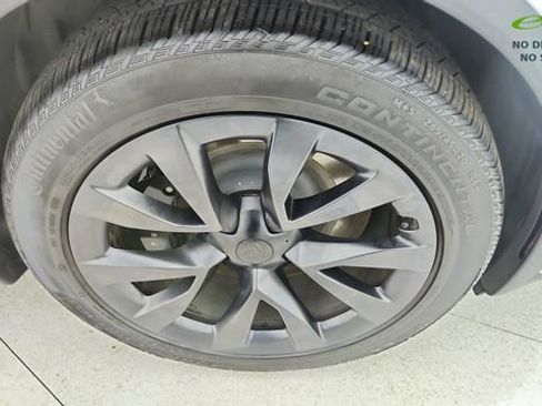 Used 2022 Tesla Model X AWD/4WD image 60