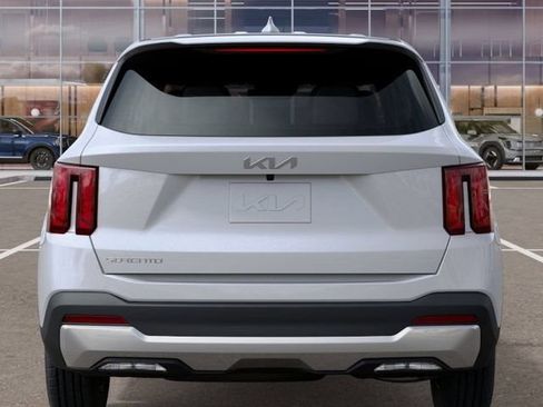 New 2026 Kia Sorento LX FWD image 14
