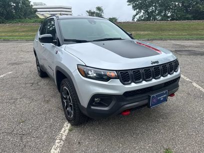 Used 2025 Jeep Compass Trailhawk