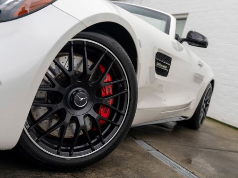 Used 2018 Mercedes-Benz AMG GT C image 5