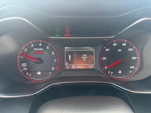 Used 2021 Chevrolet TrailBlazer RS w/ Sun and Liftgate Package AWD/4WD image 10