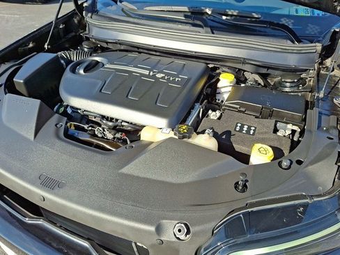 Used 2022 Jeep Cherokee Limited image 32