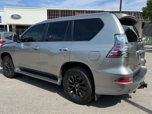 Used 2020 Lexus GX 460 Premium AWD/4WD image 8
