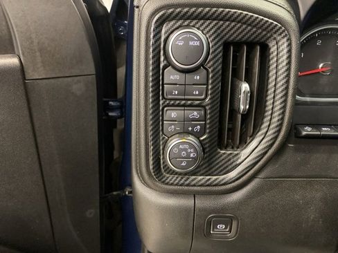 Used 2020 Chevrolet Silverado 3500 LTZ w/ LTZ Premium Package image 16