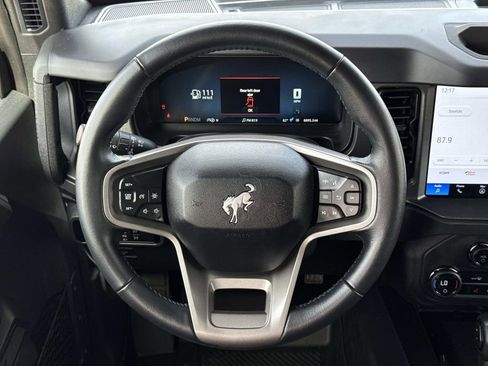 Certified 2025 Ford Bronco Big Bend image 9