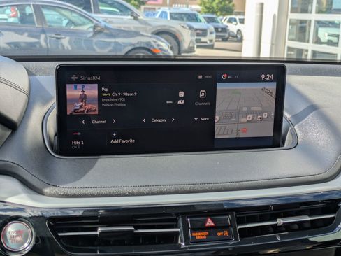 Used 2023 Acura MDX SH-AWD w/ Technology Package image 26
