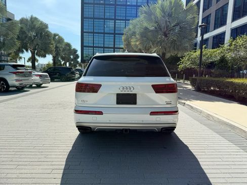 Used 2017 Audi Q7 3.0T Premium Plus w/ Premium Plus Package AWD/4WD image 6