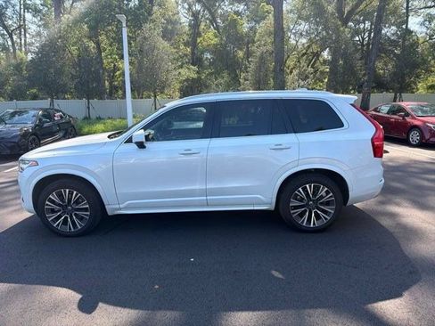 Used 2022 Volvo XC90 T5 Momentum w/ Advanced Package AWD/4WD image 3