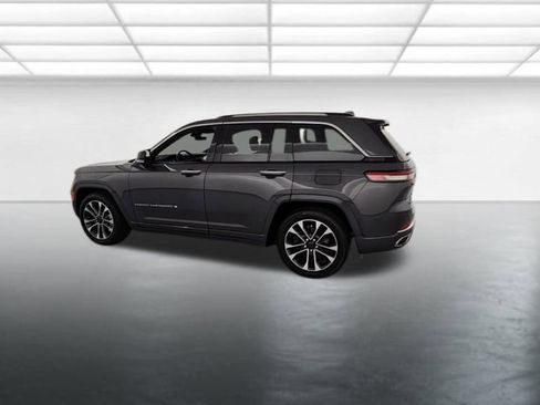 Used 2022 Jeep Grand Cherokee Overland w/ Adv Protech Group III image 6