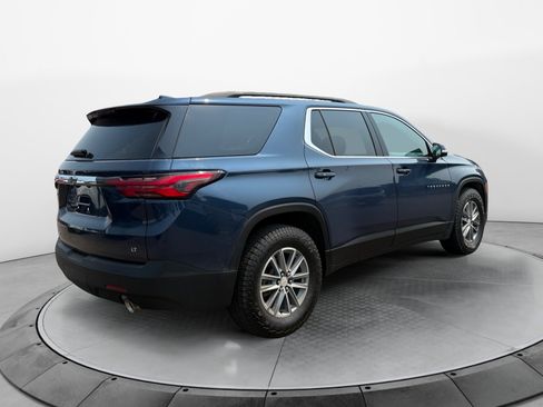 Used 2023 Chevrolet Traverse LT AWD/4WD image 5