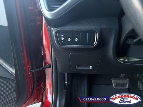 Used 2023 Kia Soul LX FWD image 11