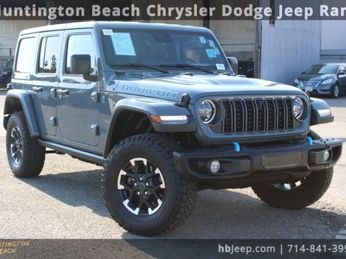 Used 2025 Jeep Wrangler Unlimited Rubicon 4xe image 1