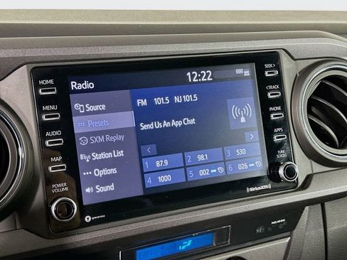 Certified 2022 Toyota Tacoma TRD Off-Road image 15