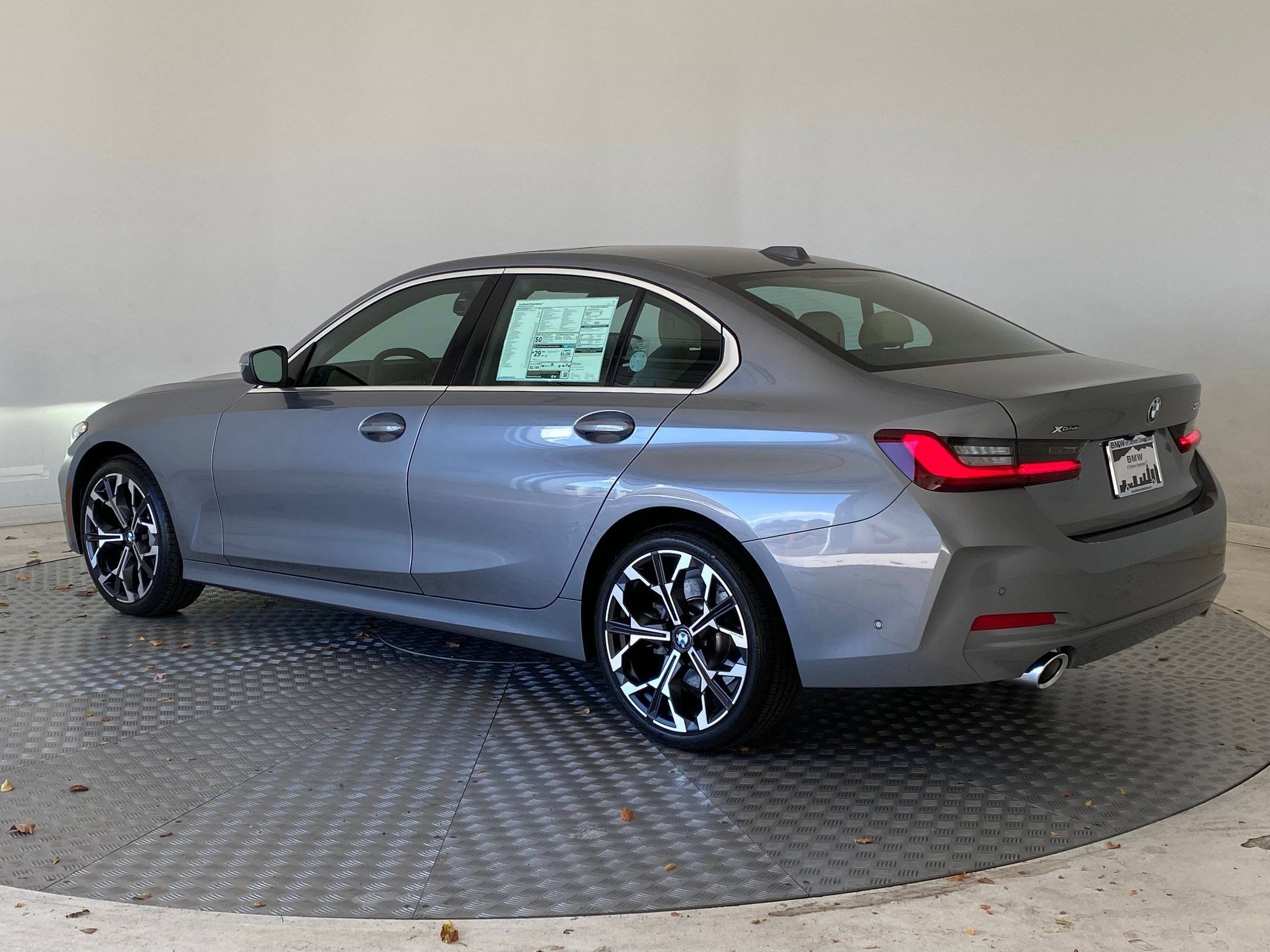 Used 2026 BMW 330i xDrive Sedan w/ Premium Package AWD/4WD image 3