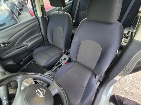 Used 2012 Nissan Versa SV image 11
