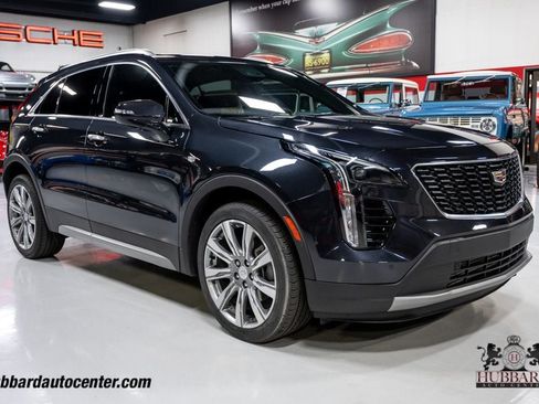 Used 2023 Cadillac XT4 Premium Luxury FWD image 10